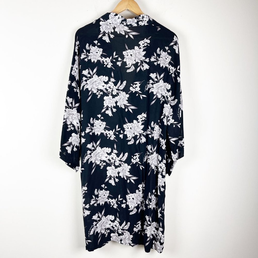 2/$14 Spiritual Gangster Floral Kimono - Picture 3 of 5